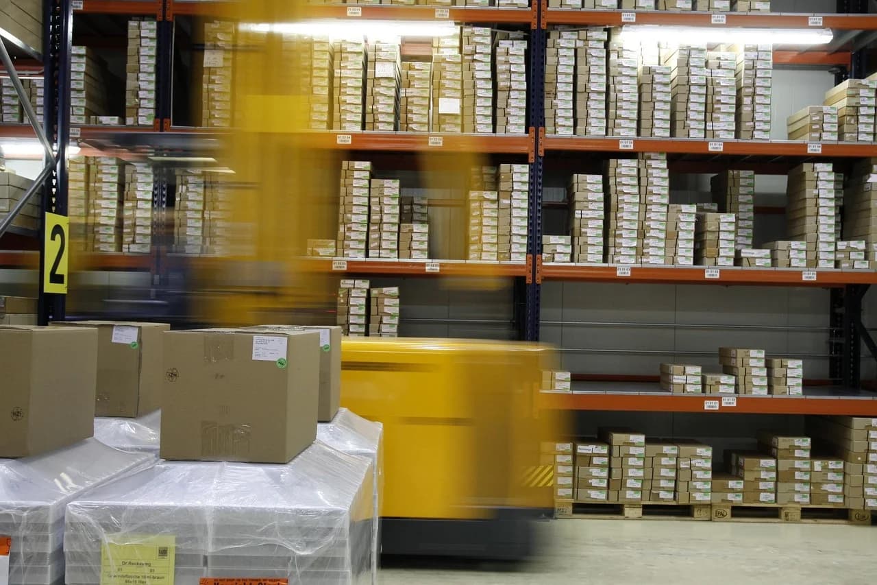 Buying eCommerce Pallets: How Many Do You Really Need?