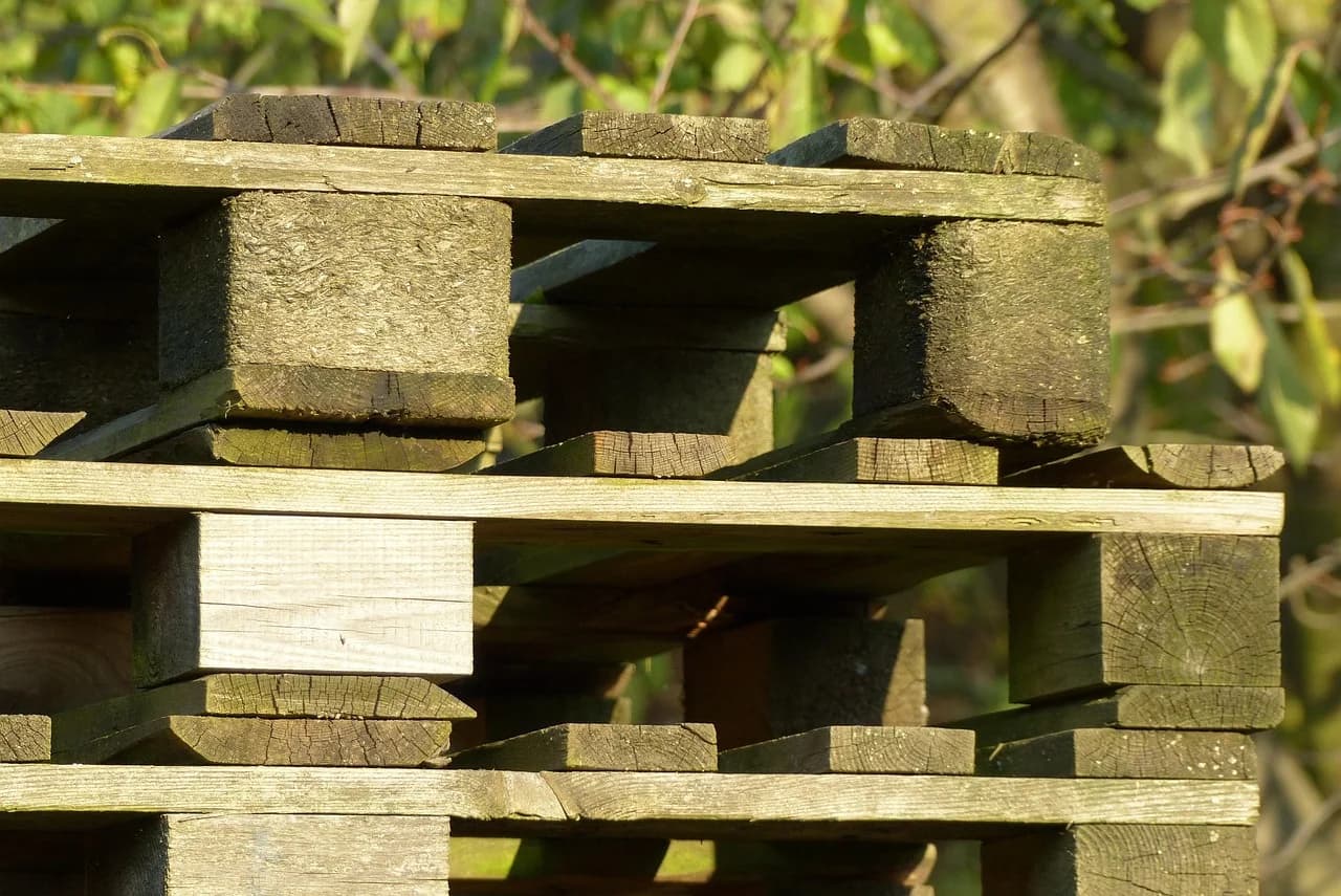 Buying Pallets Near Me: How to Find the Best Local Supplier