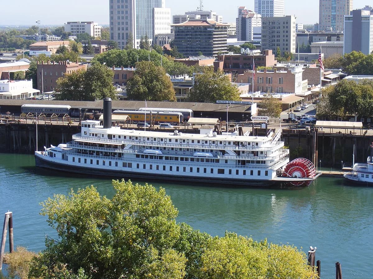 Delta King on waterfront with skyline in Sacramento, California