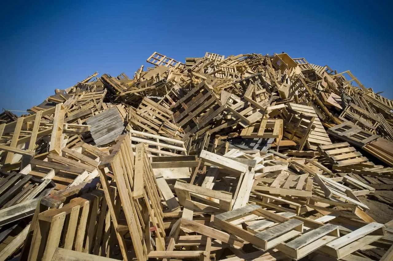 The Ultimate Guide to Wood Pallet Recycling