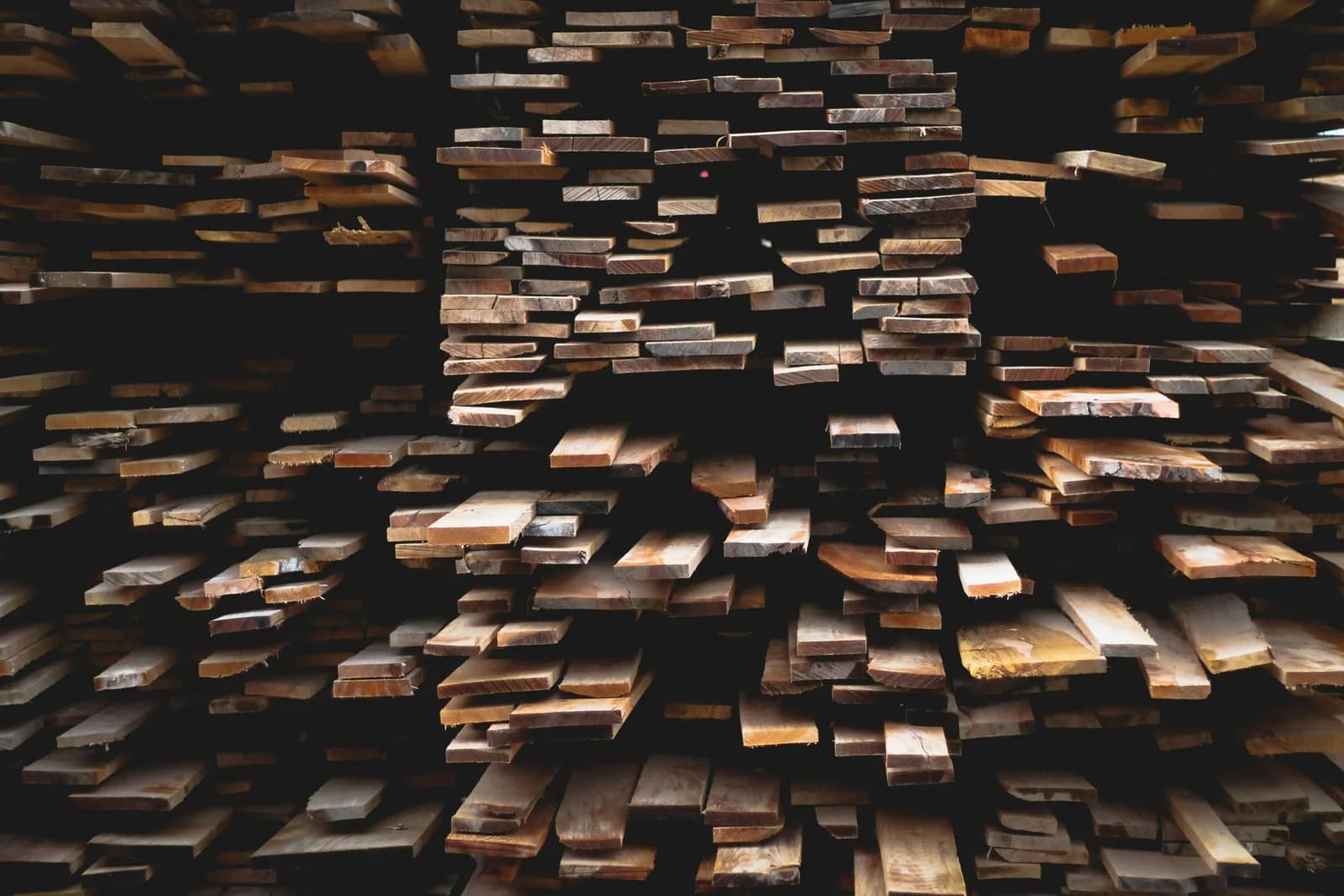 Wood Pallet Market: Types, Grades, and Demand